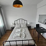 בית הארחה Village Gh סינטרה