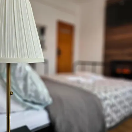 Village Gh سينترا