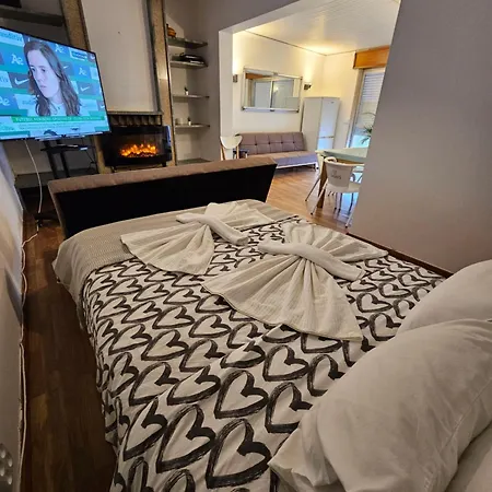 Village Gh بيت ضيافة سينترا