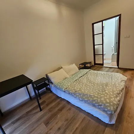 Village Gh Πανσιόν