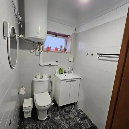 Village Gh بيت ضيافة *