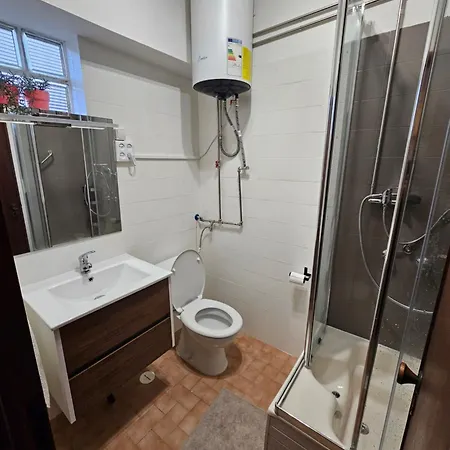 Village Gh بيت ضيافة سينترا