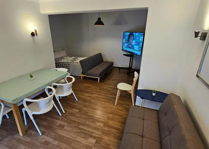 Pensjonat Village Gh *